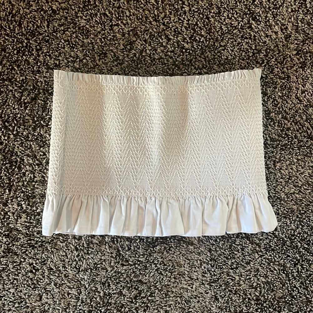 White crop top